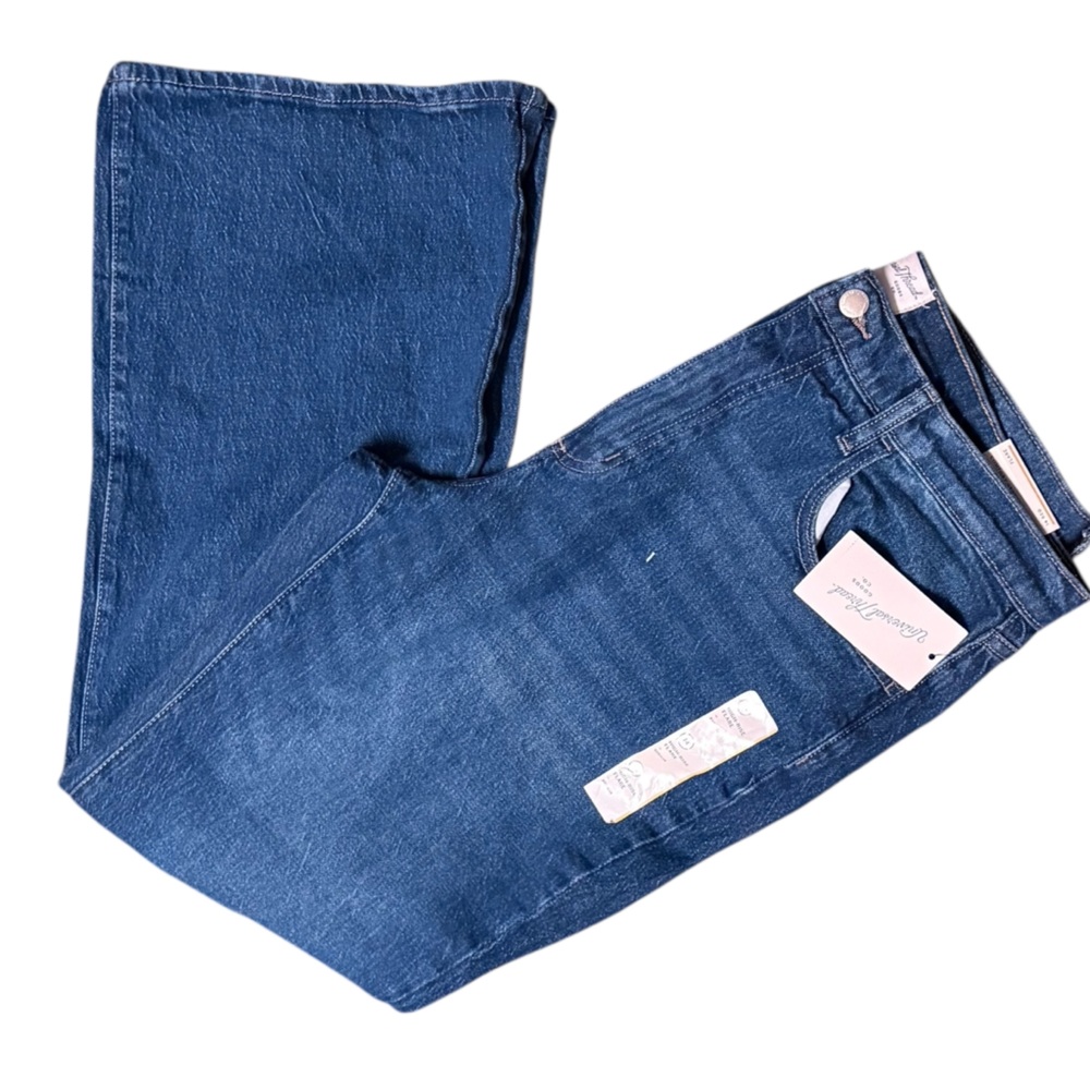 Women’s Universal Thread High Rise Flare Blue Jeans Size 14 Regular